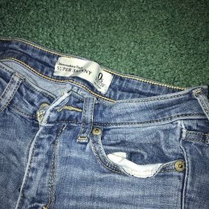 light abercrombie jeans